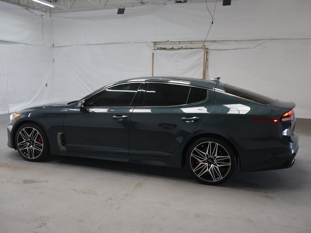 Used 2022 Kia Stinger GT1 RWD image 4