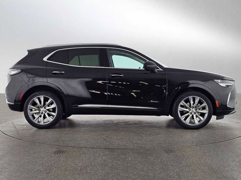 Used 2023 Buick Envision Avenir image 2