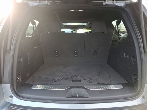 Certified 2024 Chevrolet Suburban RST w/ Luxury Package image 32