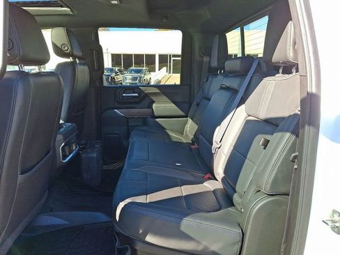 Used 2021 Chevrolet Silverado 2500 High Country w/ Z71 Off-Road Package image 11