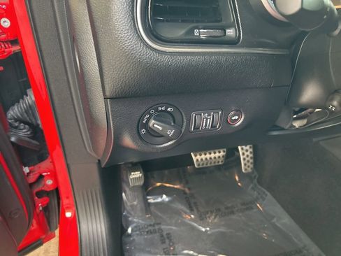 Used 2018 Dodge Challenger SXT Plus image 36