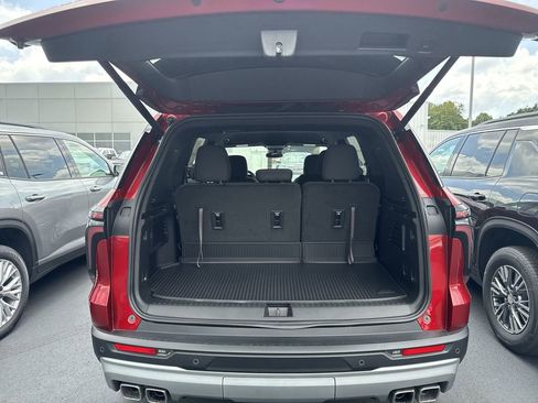 New 2025 Chevrolet Traverse LT w/ Enhanced Driving Package image 30