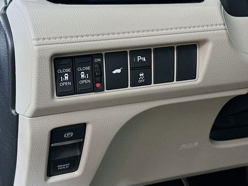 New 2026 Honda Odyssey Elite image 10