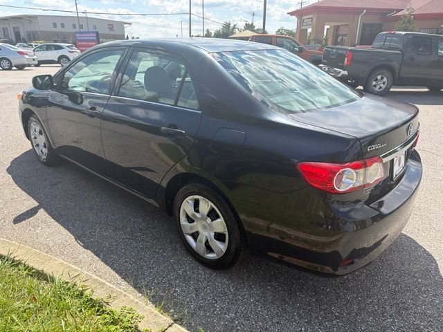 Used 2013 Toyota Corolla LE FWD image 4