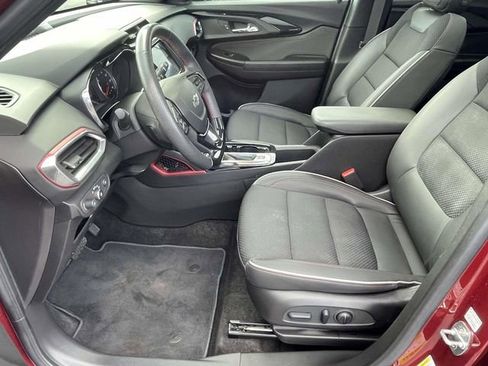 Certified 2023 Chevrolet TrailBlazer RS w/ Sun and Liftgate Package FWD image 13
