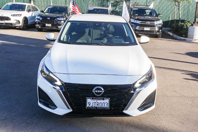 Used 2023 Nissan Altima 2.5 S FWD image 2