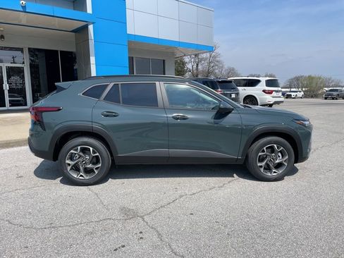 New 2026 Chevrolet Trax LT w/ Driver Confidence Package FWD image 49