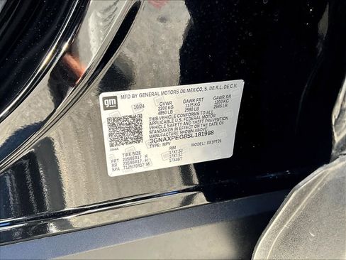 Used 2025 Chevrolet Equinox LT image 36