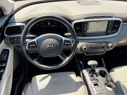 Used 2020 Kia Sorento SX FWD image 23