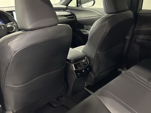 Used 2026 Lexus RX 350h w/ Convenience Package AWD/4WD image 34