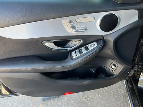 Used 2018 Mercedes-Benz C 300 Sedan image 15