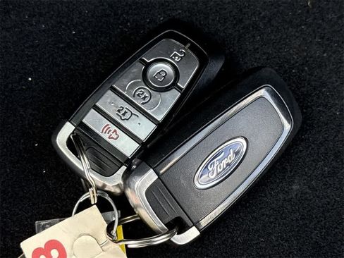 Used 2020 Ford Escape SEL image 21