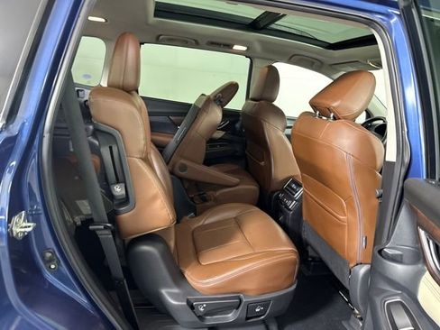 Used 2019 Subaru Ascent Touring w/ Popular Package #2 image 27