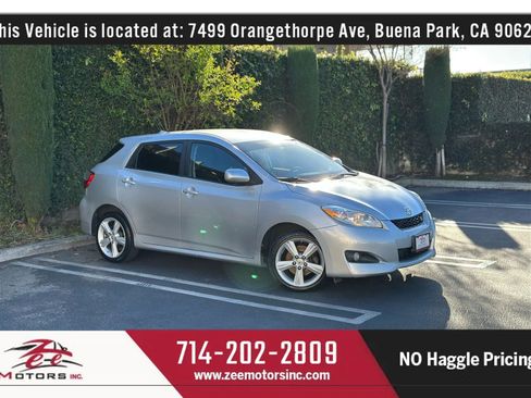 Used 2010 Toyota Matrix S image 2