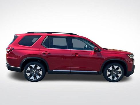 New 2026 Honda Pilot Touring image 6