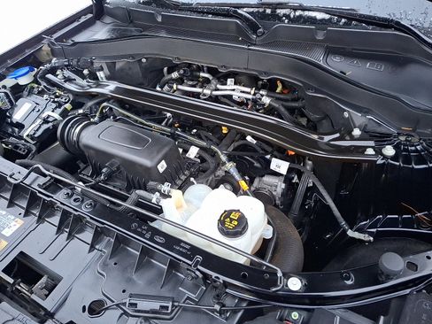 Used 2022 Ford Explorer Limited image 27