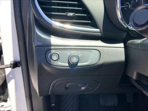Used 2018 Buick Encore Preferred FWD image 32