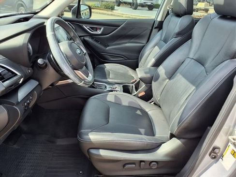 Used 2021 Subaru Forester Limited image 6