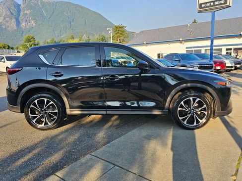 Used 2023 MAZDA CX-5 AWD 2.5 S w/ Premium Package image 4