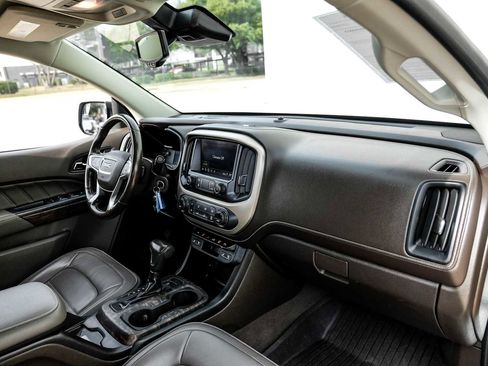 Used 2021 GMC Canyon Denali image 13