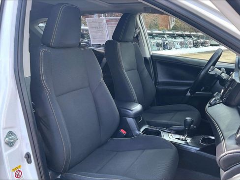 Used 2017 Toyota RAV4 XLE image 7