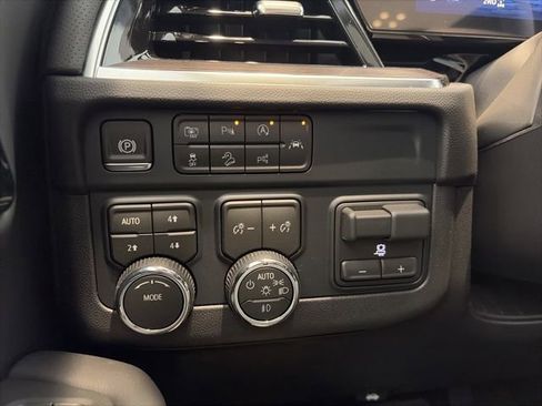 New 2026 Chevrolet Tahoe Premier AWD/4WD image 20