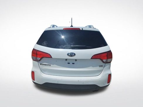 Used 2015 Kia Sorento LX FWD image 7