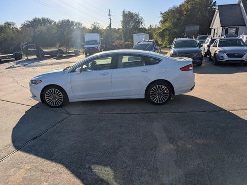 Used 2018 Ford Fusion Titanium image 8