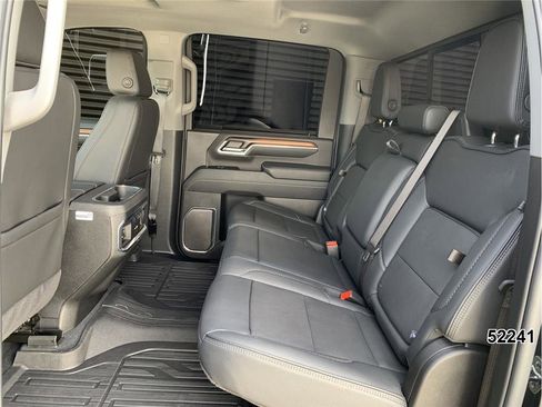 Used 2025 GMC Sierra 3500 Denali w/ Denali Reserve Package image 26