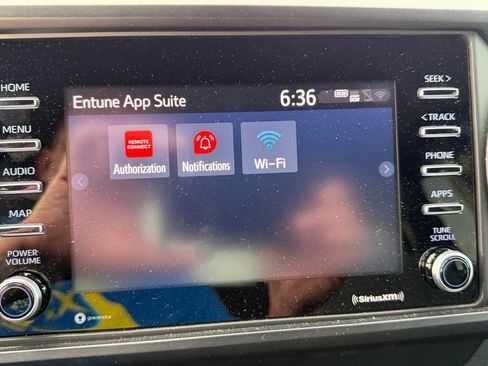 Used 2020 Toyota Tacoma SR image 12