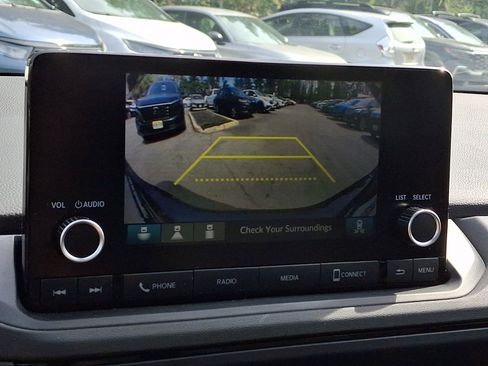 Used 2024 Honda Accord EX image 19