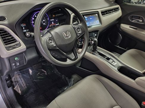 Used 2020 Honda HR-V EX image 16