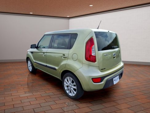 Used 2012 Kia Soul + FWD image 6
