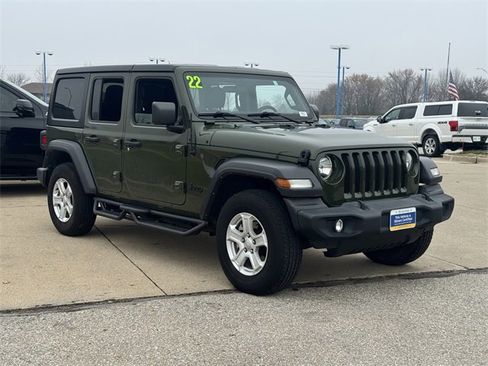 Used 2022 Jeep Wrangler Unlimited Sport image 2