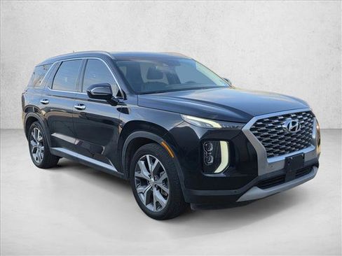 Used 2020 Hyundai Palisade SEL w/ Premium Package image 3