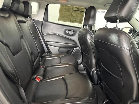 Used 2020 Jeep Compass Limited AWD/4WD image 26