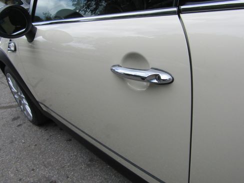 Used 2010 MINI Cooper Clubman S image 10