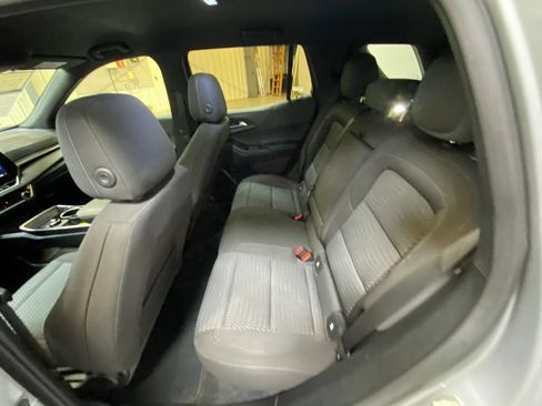 Used 2026 Chevrolet Equinox LT FWD image 24