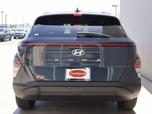 Used 2024 Hyundai Kona SEL FWD image 4