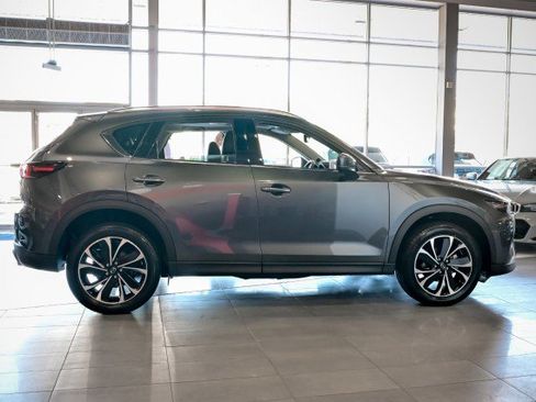 Used 2022 MAZDA CX-5 AWD 2.5 S w/ Premium Package image 4