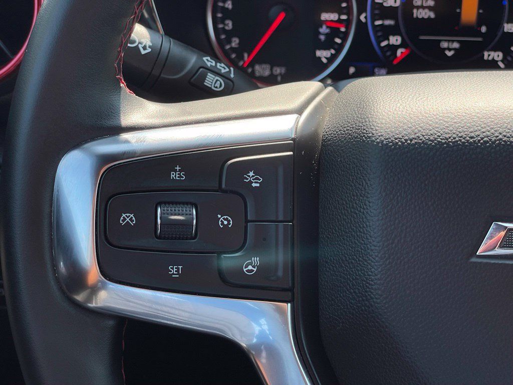 Used 2025 Chevrolet Blazer RS FWD image 15