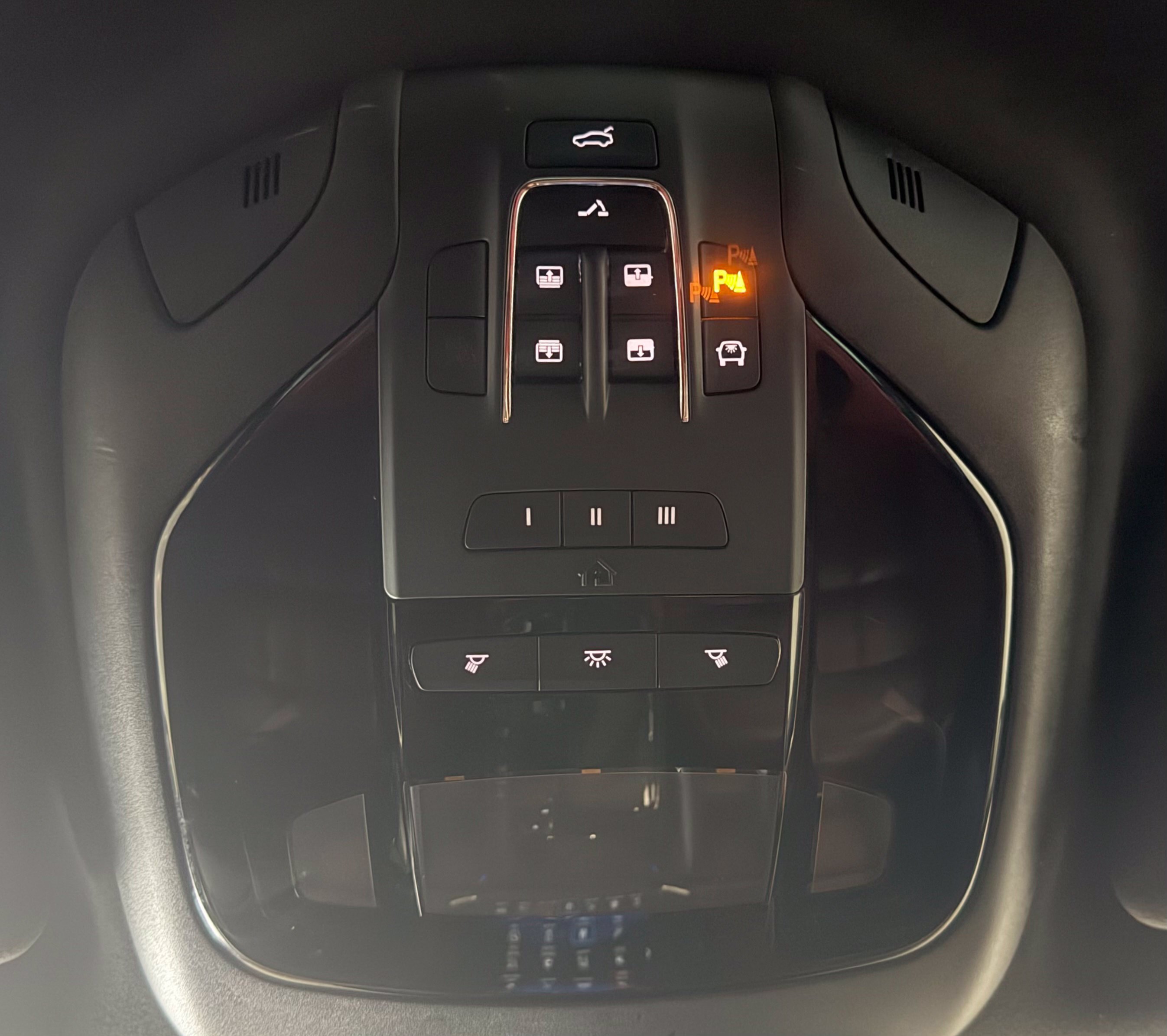 Used 2019 Maserati Levante S GranSport AWD/4WD image 24