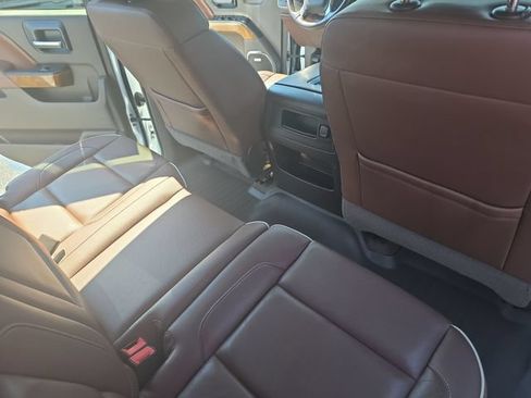 Used 2017 Chevrolet Silverado 1500 High Country AWD/4WD image 12