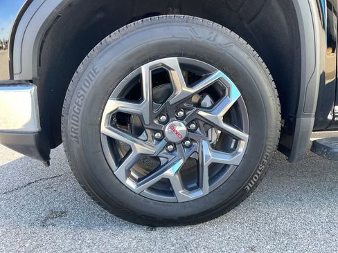 Used 2025 GMC Sierra 1500 SLT w/ SLT Premium Plus Package image 60