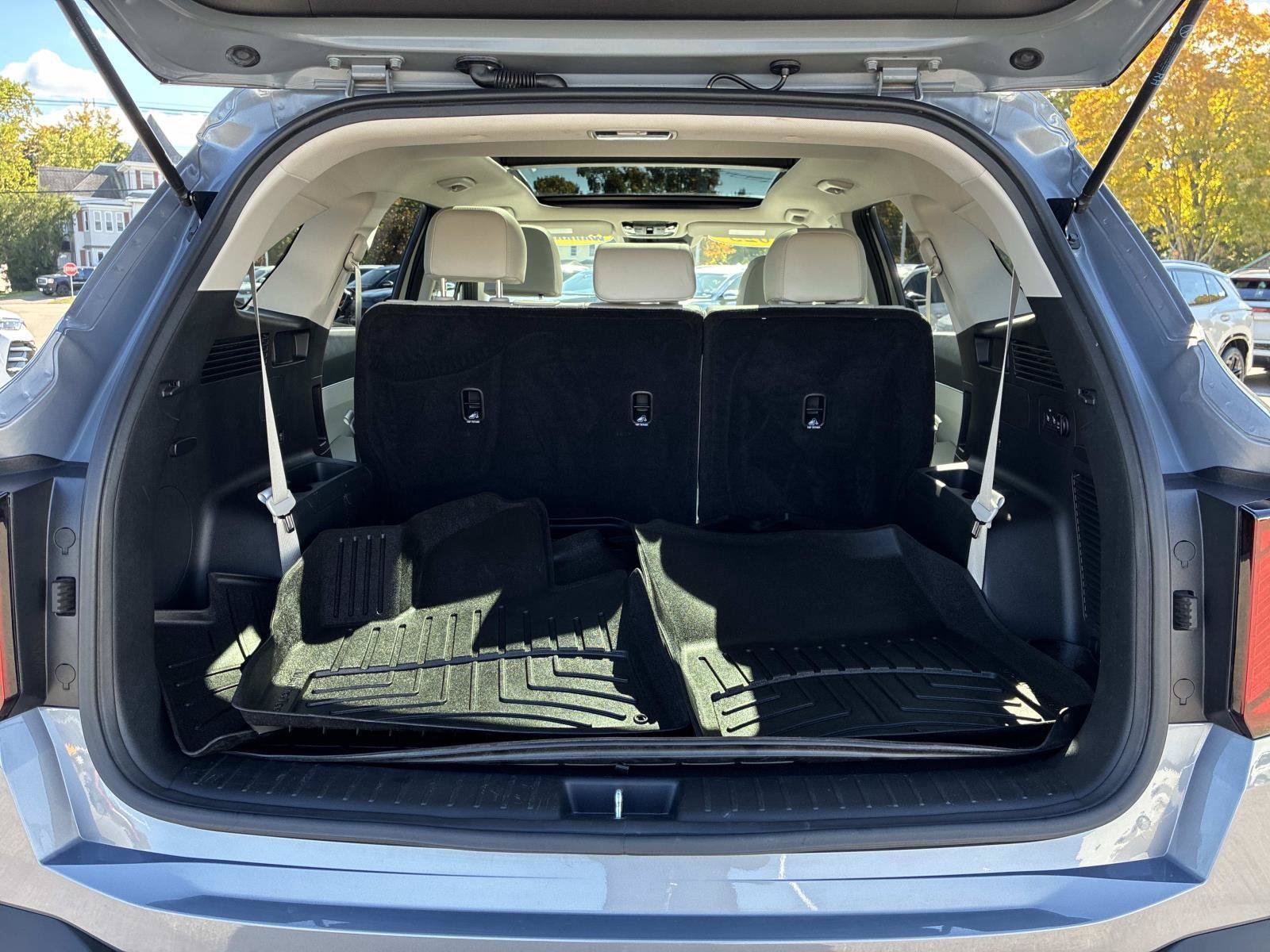 Used 2025 Kia Sorento S w/ Panoramic Sunroof Package AWD/4WD image 14