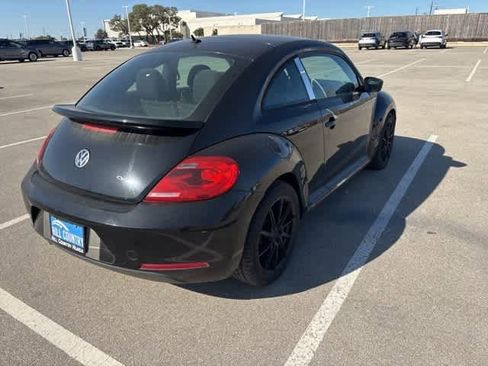 Used 2013 Volkswagen Beetle 2.5 image 5