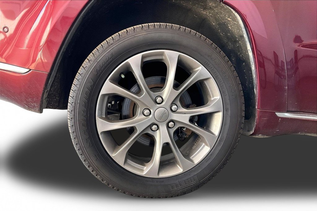 Used 2020 Jeep Grand Cherokee Summit AWD/4WD image 29