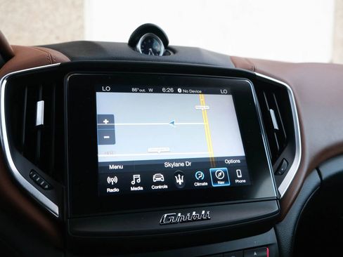 Used 2018 Maserati Ghibli Sedan 4D image 43