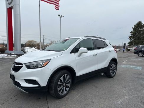 Used 2022 Buick Encore Preferred w/ Safety Package image 3