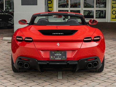 Used 2024 Ferrari Roma Spider image 27